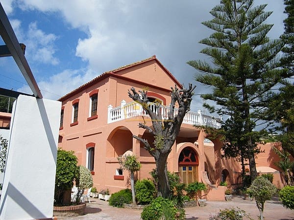 3 soverom Villa til leie i Nerja med svømmebasseng garasje - € 2 000 (Ref: 7506512)