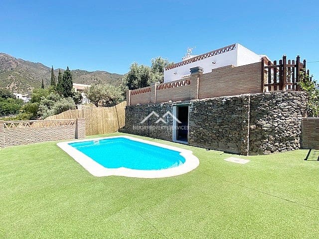 3 soverom Villa til leie i Frigiliana med svømmebasseng garasje - € 1 500 (Ref: 7506514)