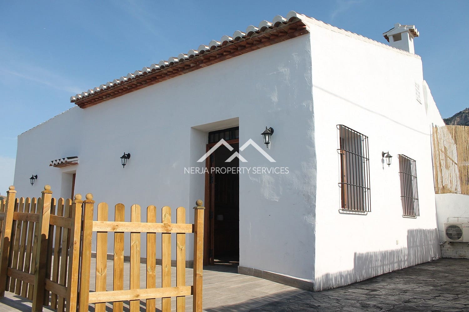 3 soverom Villa til leie i Frigiliana med svømmebasseng garasje - € 1 500 (Ref: 7506514)