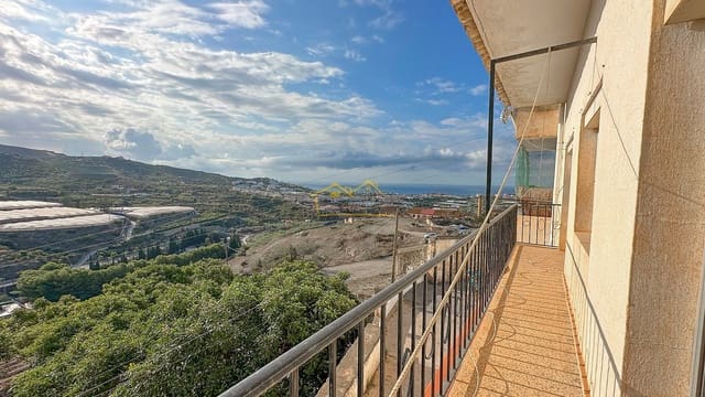 5 soveværelse Byhus til salg i Torrox Pueblo, Torrox - € 245.000 (Ref: 7788328)