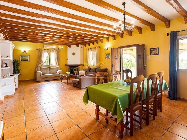 4 soveværelse Villa til salg i Nerja med swimmingpool garage - € 850.000 (Ref: 7798238)