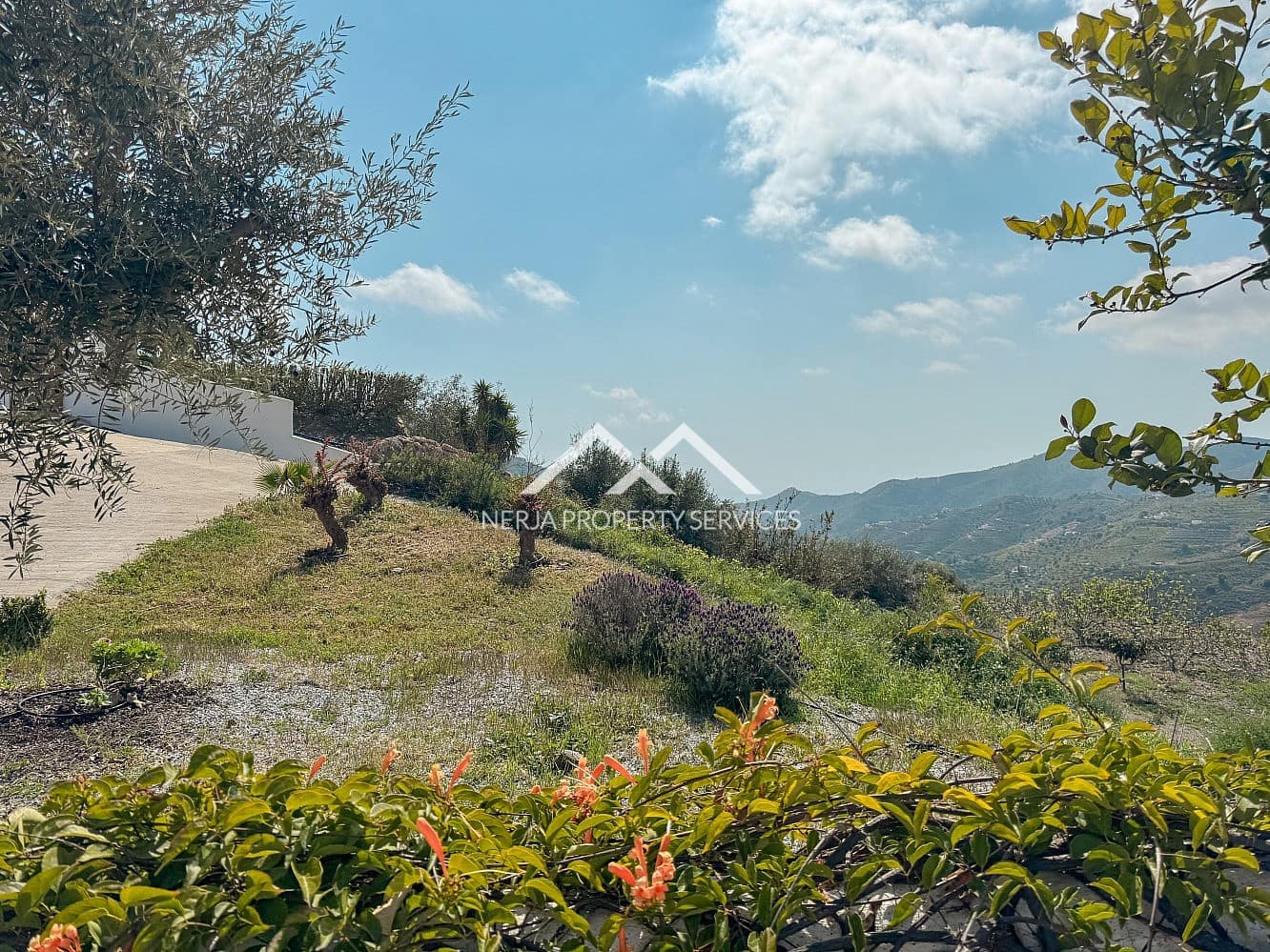 3 Zimmer Villa zu verkaufen in Competa mit Pool - 362.000 € (Ref: 7860564)