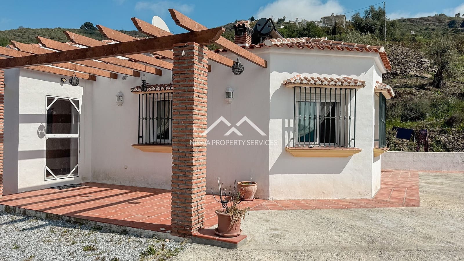 3 Zimmer Villa zu verkaufen in Competa mit Pool - 362.000 € (Ref: 7860564)