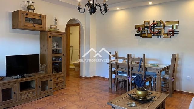 2 Zimmer Apartment zu vermieten in Frigiliana mit Pool - 900 € (Ref: 7863065)
