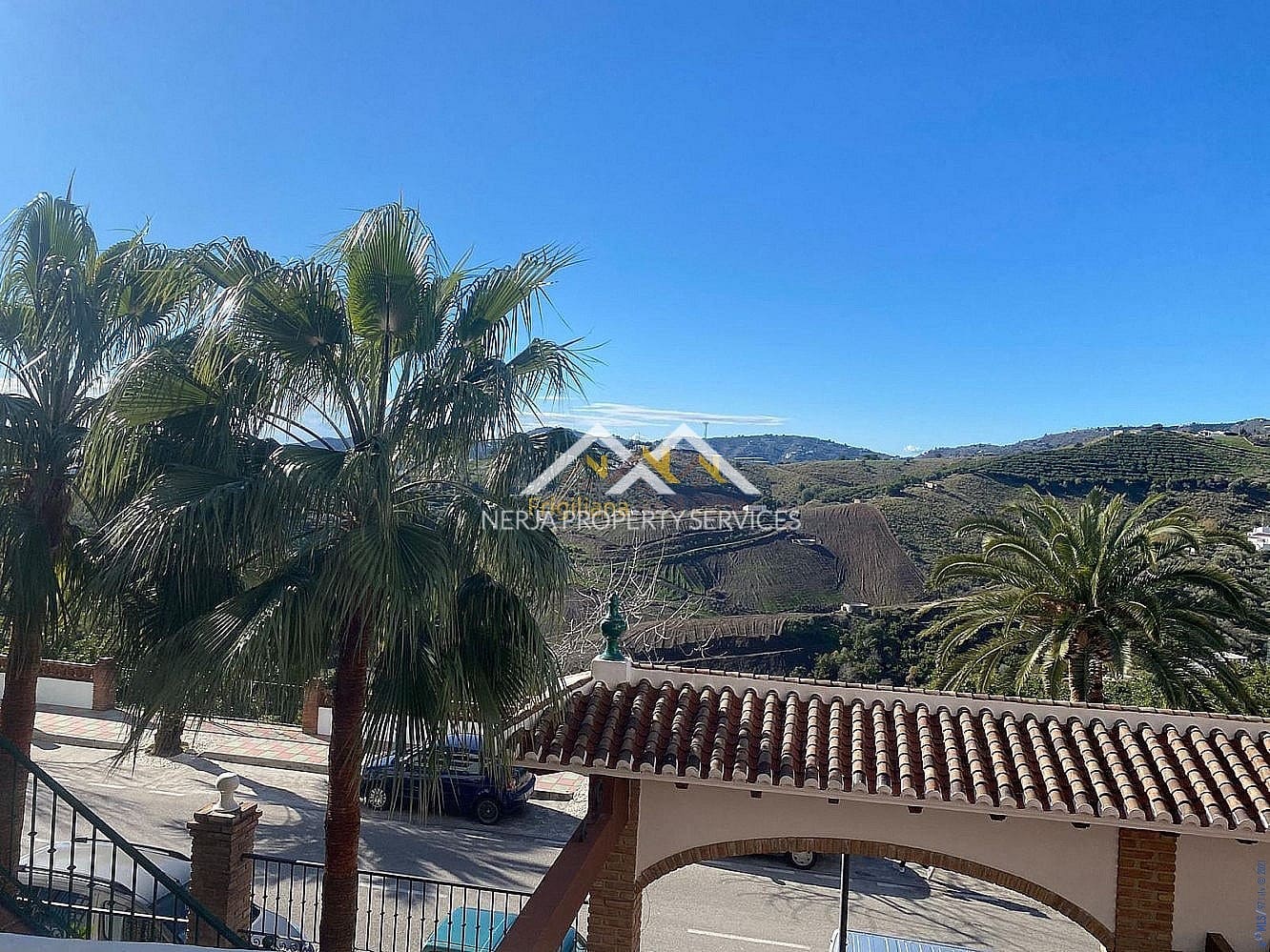 2 Zimmer Apartment zu vermieten in Frigiliana mit Pool - 900 € (Ref: 7863065)