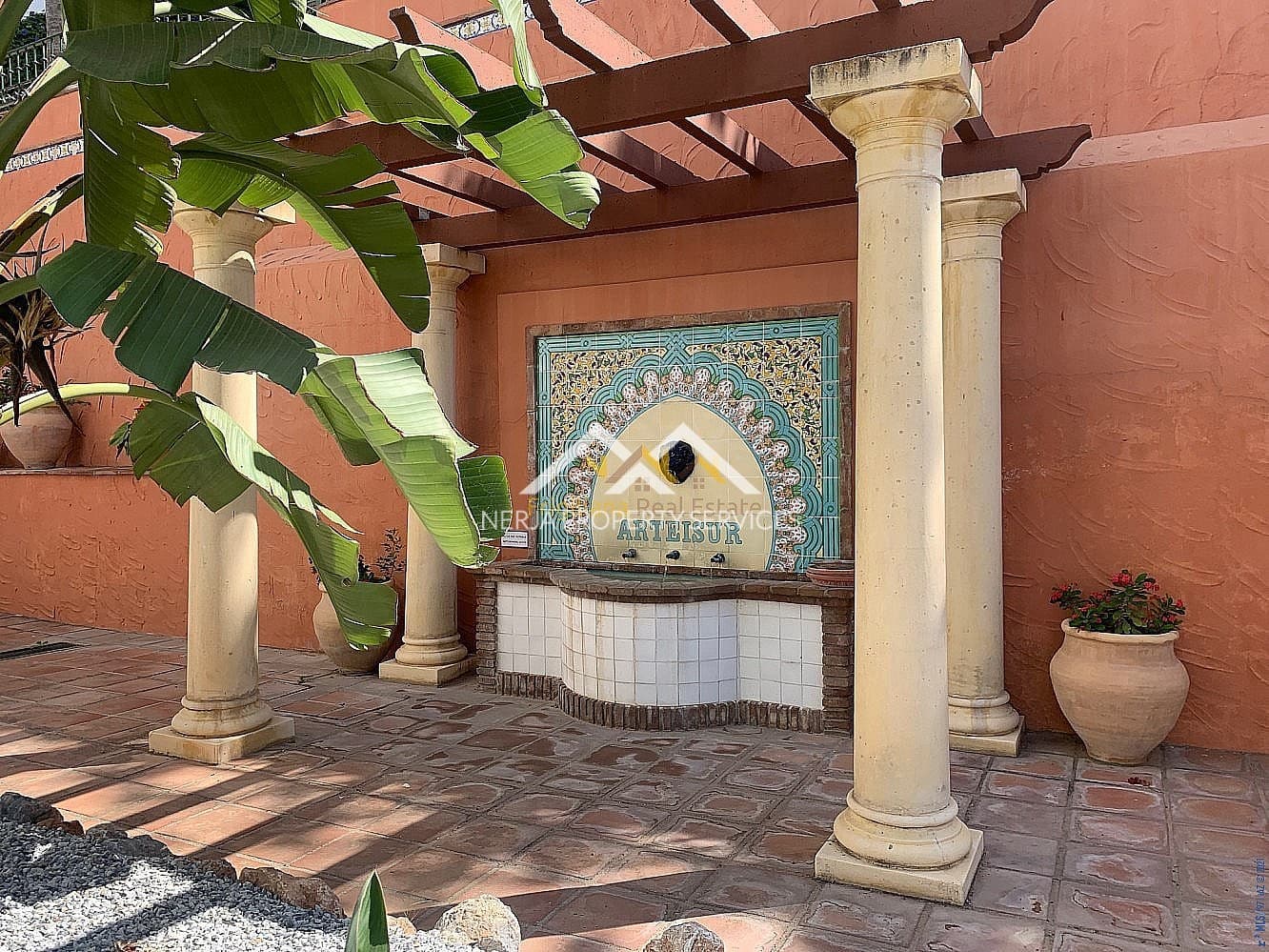 2 Zimmer Apartment zu vermieten in Frigiliana mit Pool - 900 € (Ref: 7863065)
