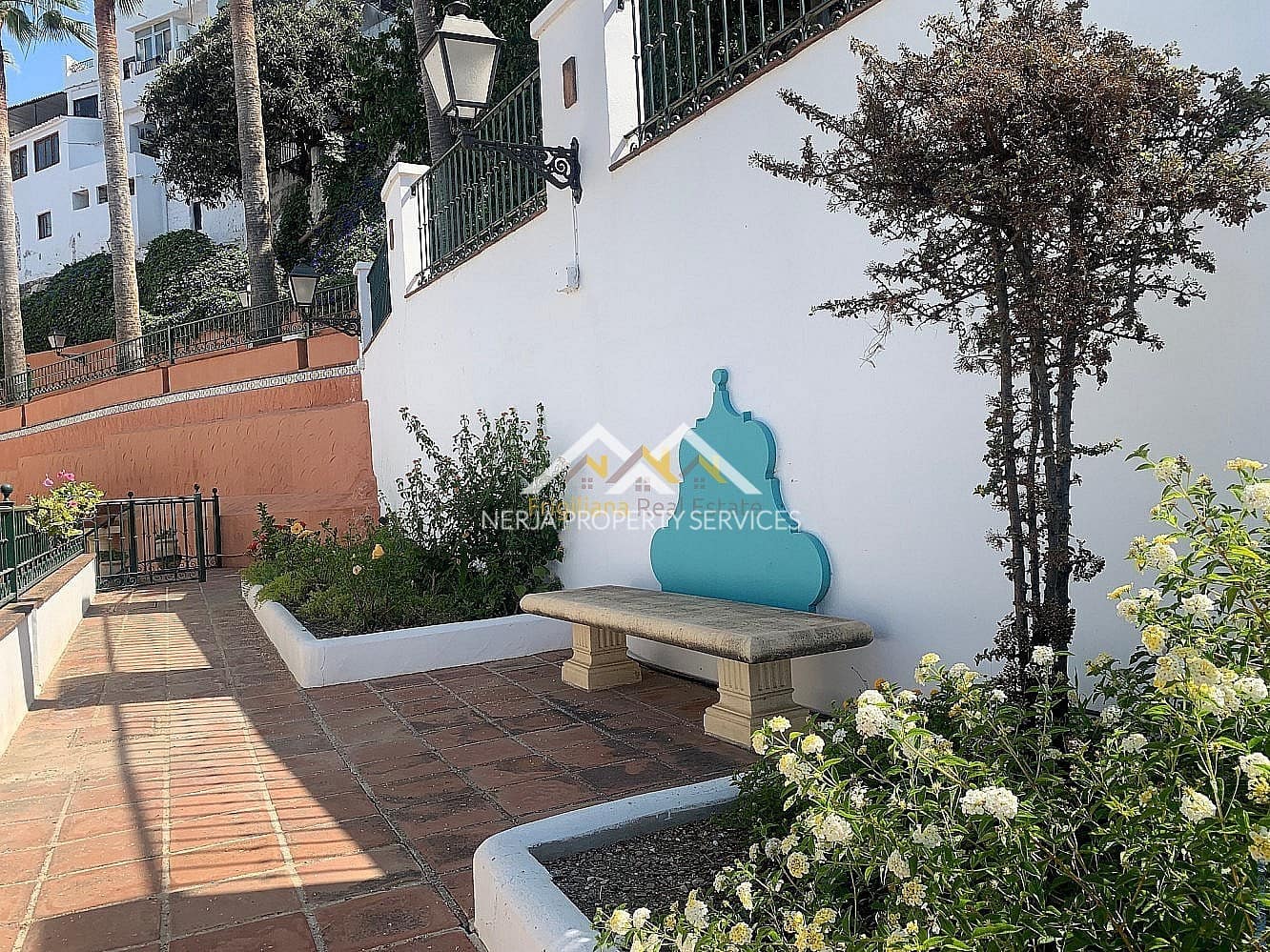 2 Zimmer Apartment zu vermieten in Frigiliana mit Pool - 900 € (Ref: 7863065)