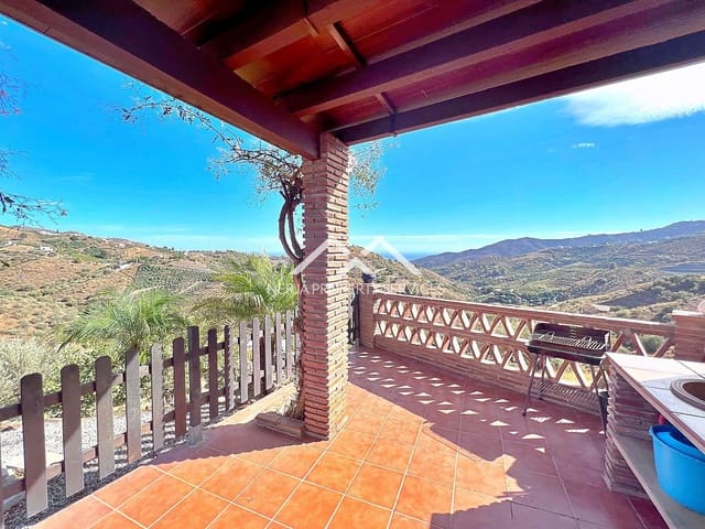 2 soverom Villa til leie i Frigiliana med svømmebasseng - € 1 200 (Ref: 7869239)