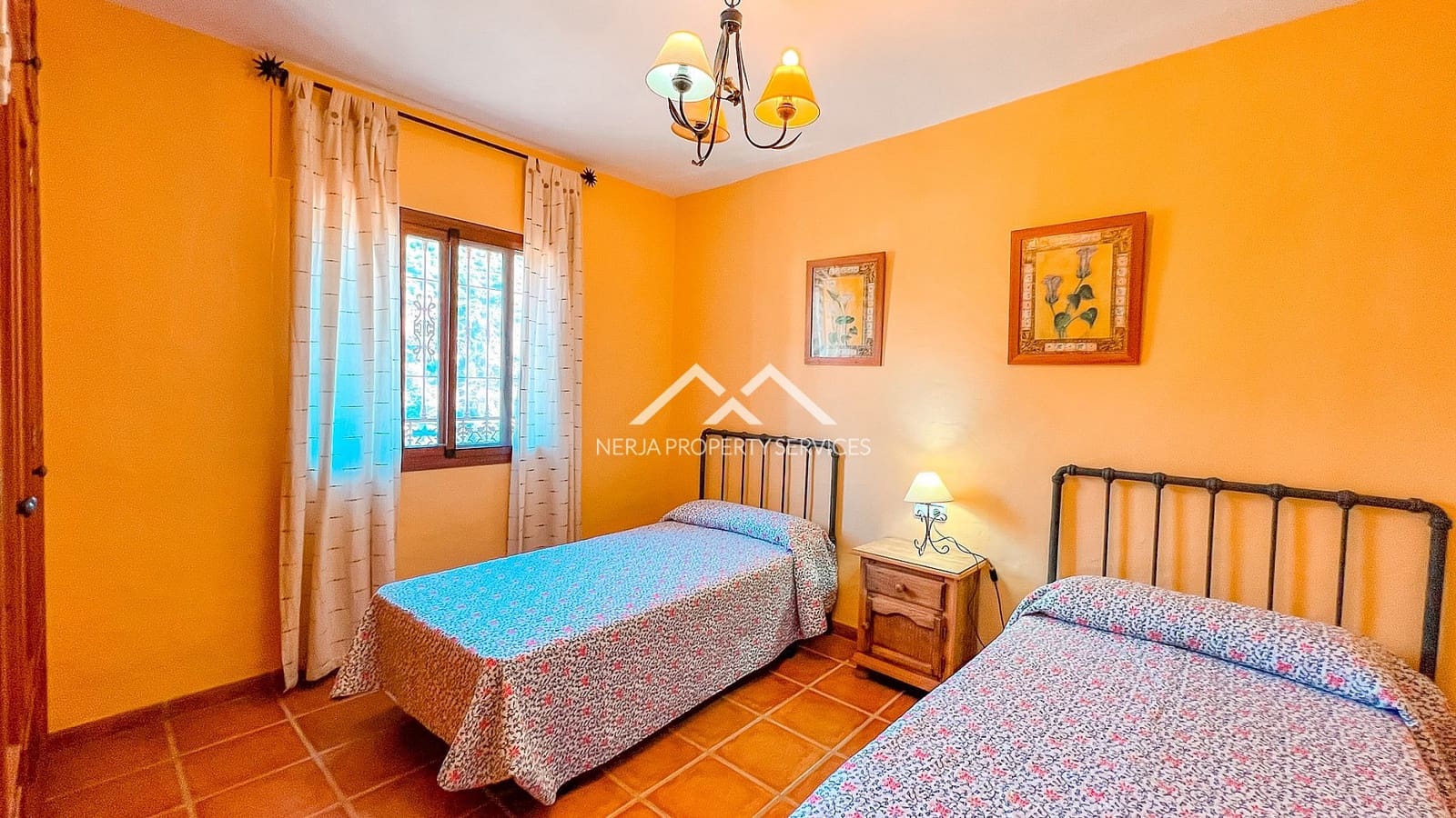 3 makuuhuone Huvila vuokrattavana paikassa Frigiliana mukana uima-altaan 
autotalli - 1 600 € (Ref: 7882316)