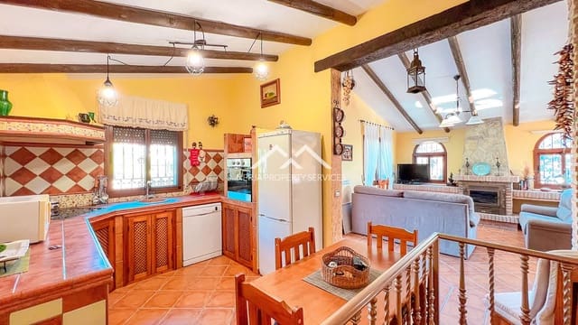 3 soveværelse Villa til leje i Frigiliana med swimmingpool garage - € 1.600 (Ref: 7882316)