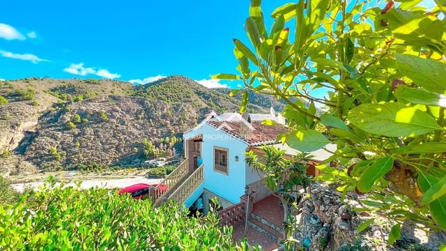 3 soveværelse Villa til leje i Frigiliana med swimmingpool garage - € 1.600 (Ref: 7882316)