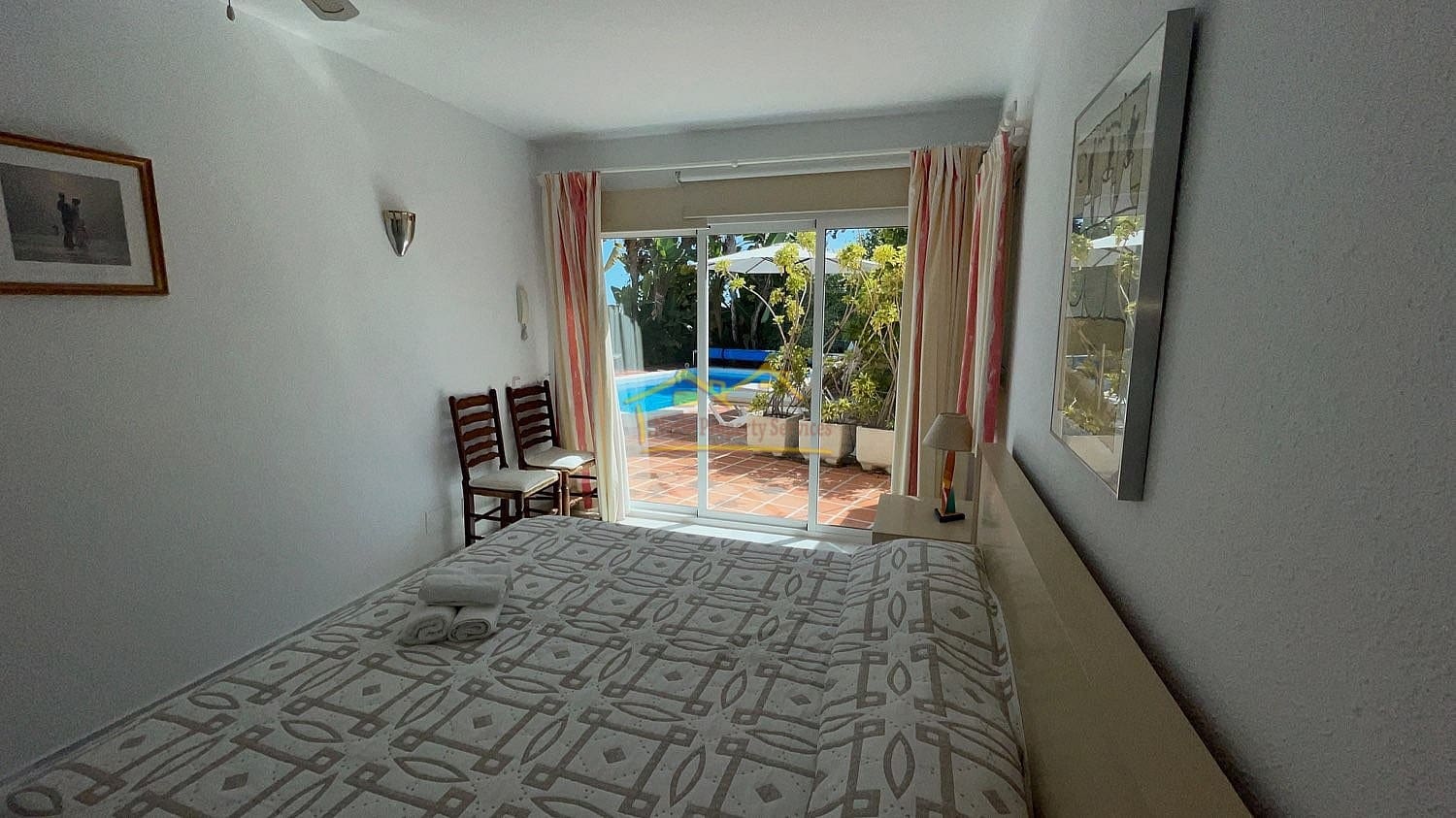 4 sypialnia Willa na sprzedaż w Nerja z basenem - 699 000 € (Ref: 7921662)