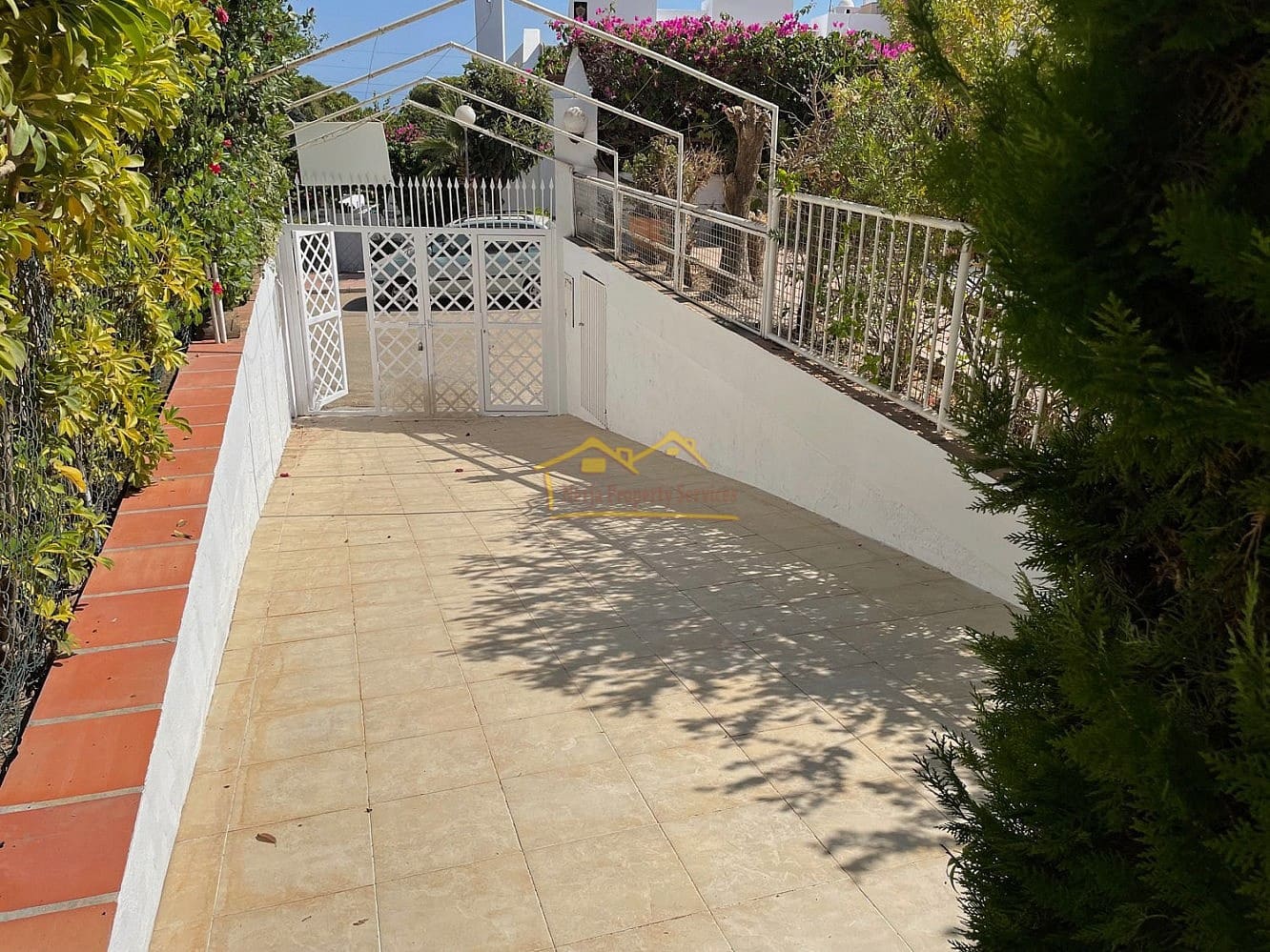 4 sypialnia Willa na sprzedaż w Nerja z basenem - 699 000 € (Ref: 7921662)