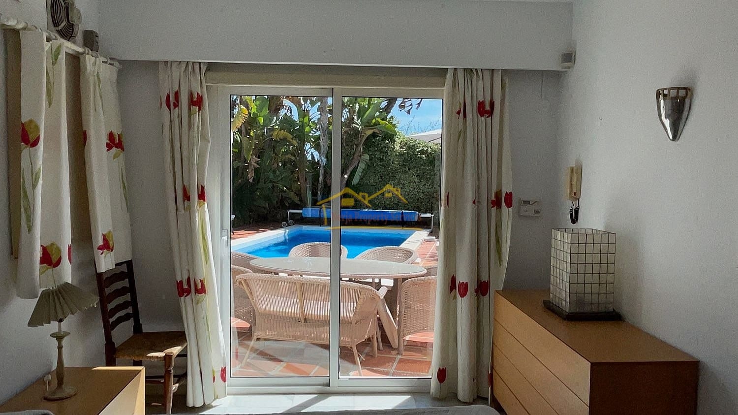 4 sypialnia Willa na sprzedaż w Nerja z basenem - 699 000 € (Ref: 7921662)