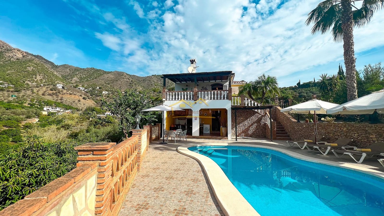 3 soveværelse Villa til salg i Frigiliana med swimmingpool garage - € 615.000 (Ref: 7927775)