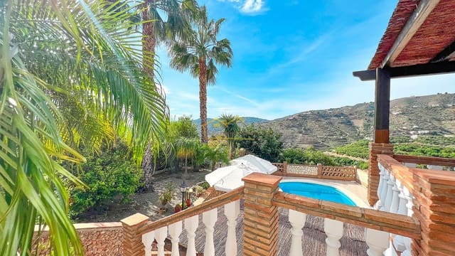 3 sovrum Villa till salu i Frigiliana med pool garage - 615 000 € (Ref: 7927775)