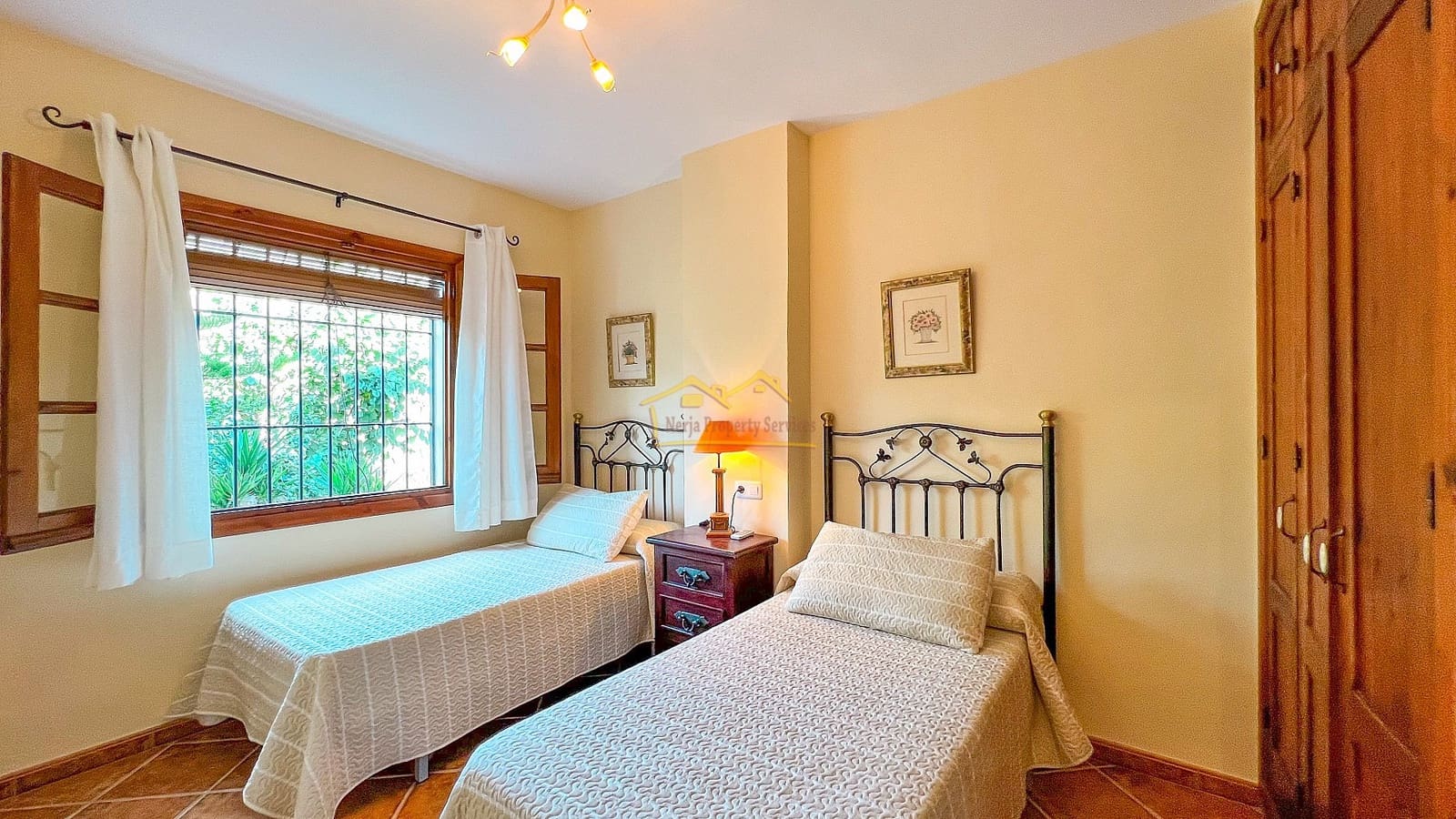 3 soveværelse Villa til salg i Frigiliana med swimmingpool garage - € 615.000 (Ref: 7927775)