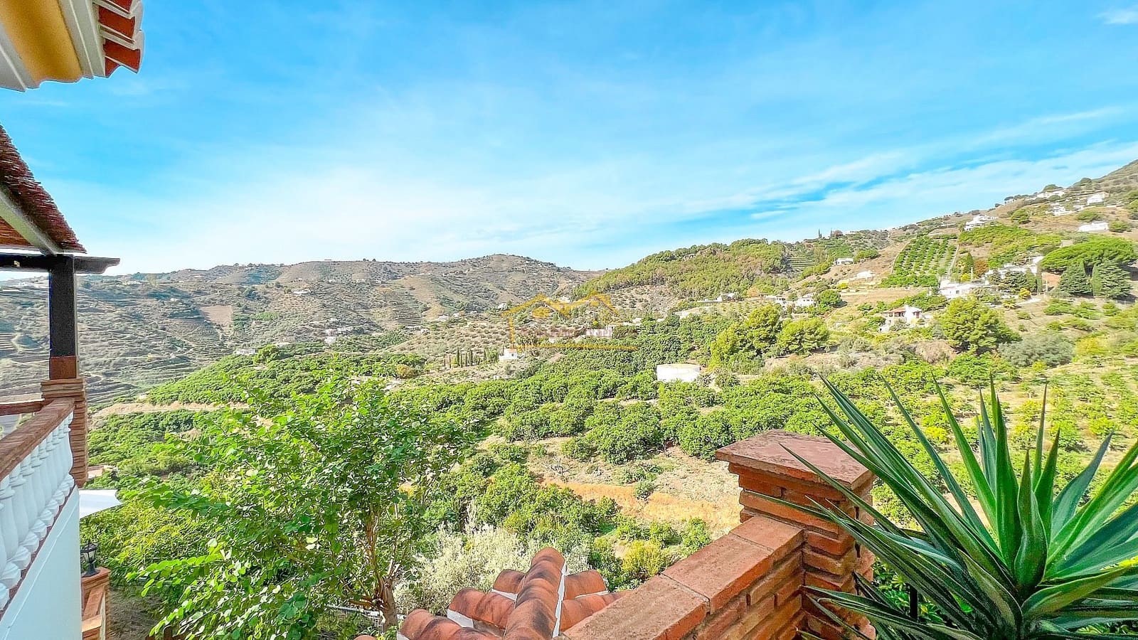 3 soveværelse Villa til salg i Frigiliana med swimmingpool garage - € 615.000 (Ref: 7927775)