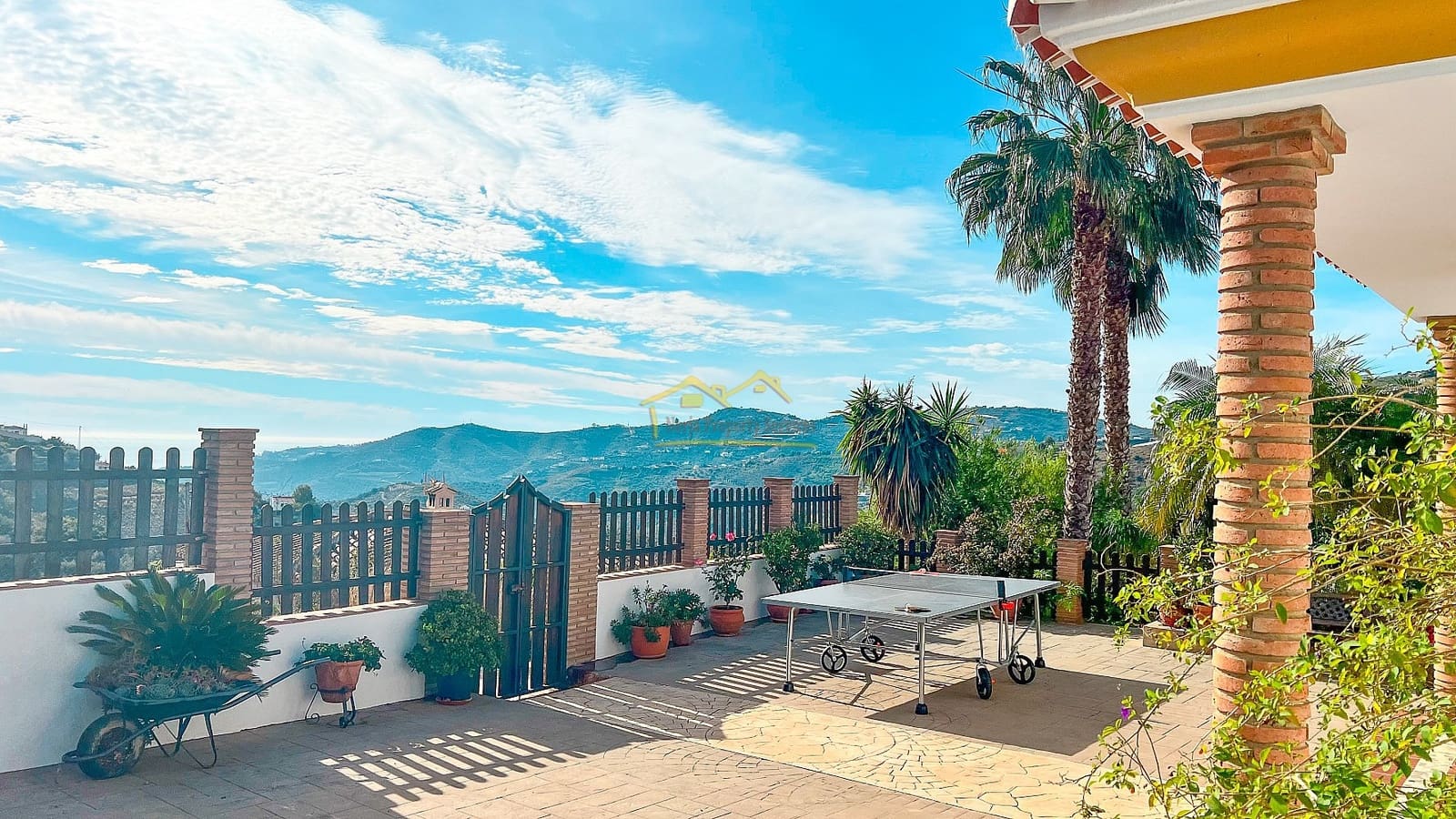 3 soveværelse Villa til salg i Frigiliana med swimmingpool garage - € 615.000 (Ref: 7927775)