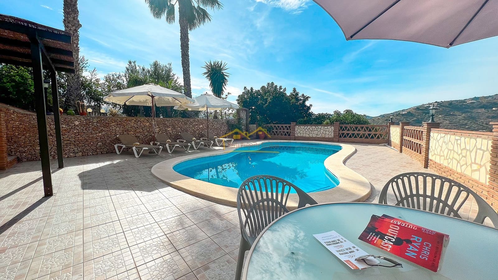 3 soveværelse Villa til salg i Frigiliana med swimmingpool garage - € 615.000 (Ref: 7927775)