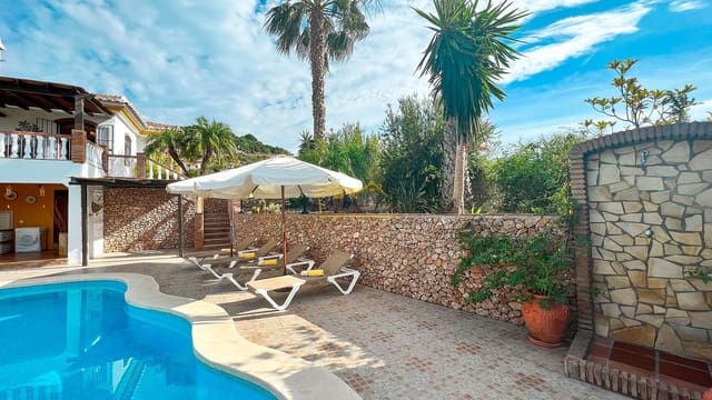 3 sovrum Villa till salu i Frigiliana med pool garage - 615 000 € (Ref: 7927775)