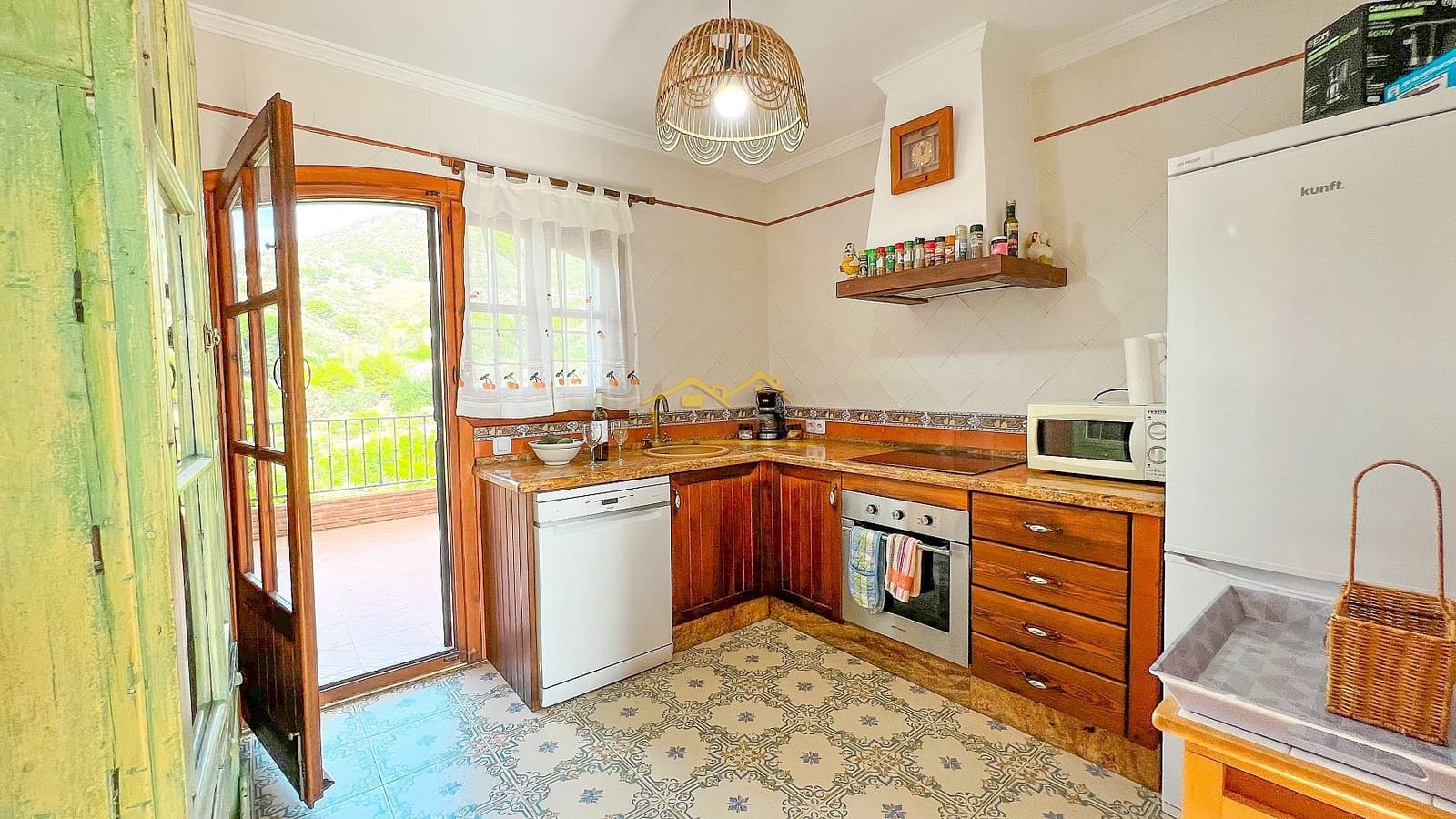 3 soveværelse Villa til salg i Frigiliana med swimmingpool garage - € 615.000 (Ref: 7927775)