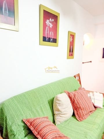 4 soveværelse Villa til salg i Jayena med garage - € 65.000 (Ref: 7963534)