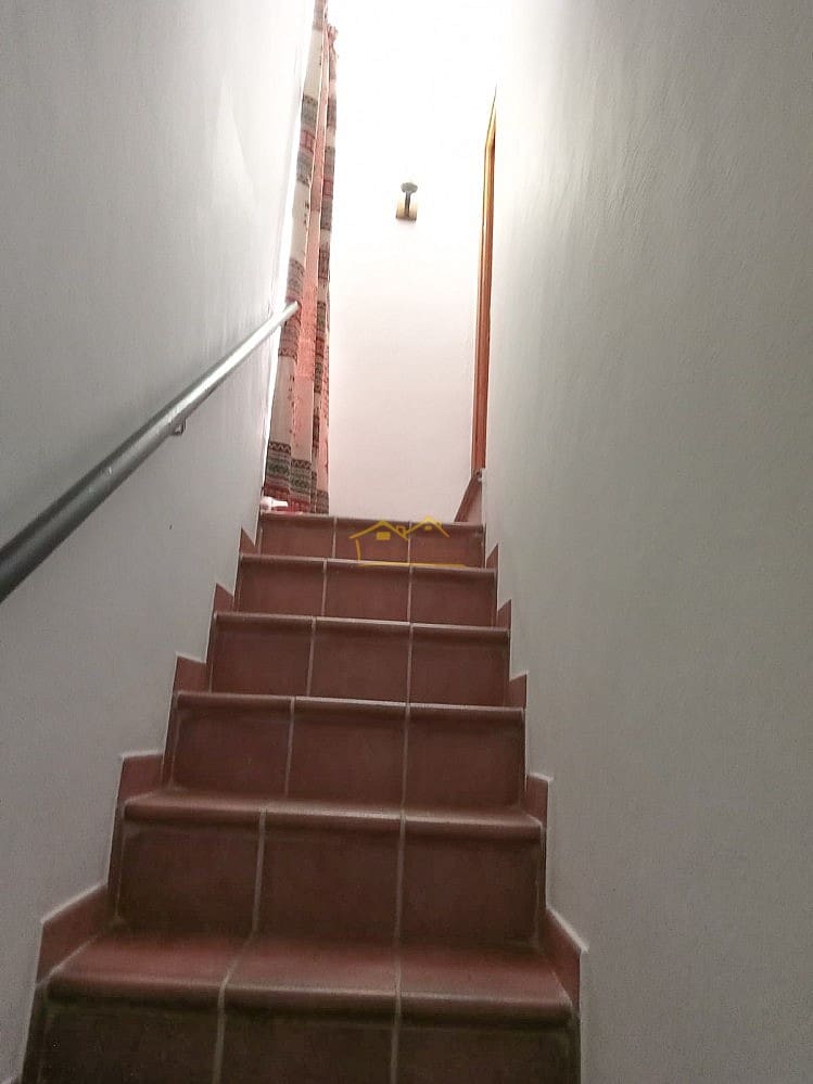 4 soveværelse Villa til salg i Jayena med garage - € 65.000 (Ref: 7963534)