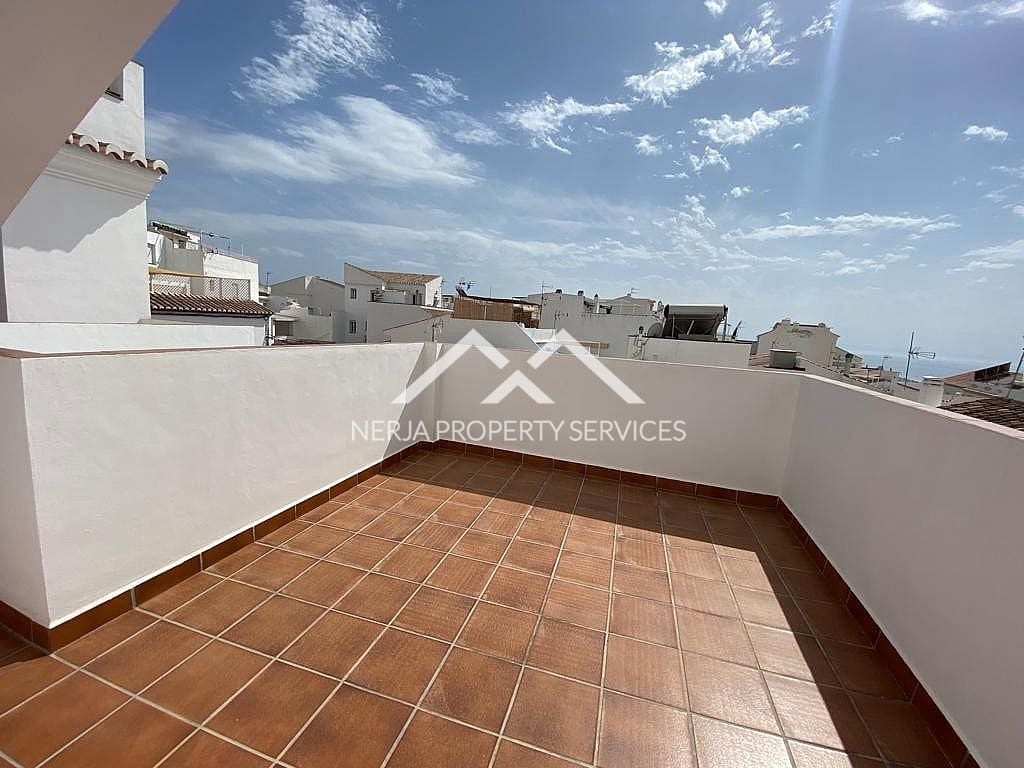 1 sovrum Lägenhet att hyra i Maro - 600 € (Ref: 7963535)