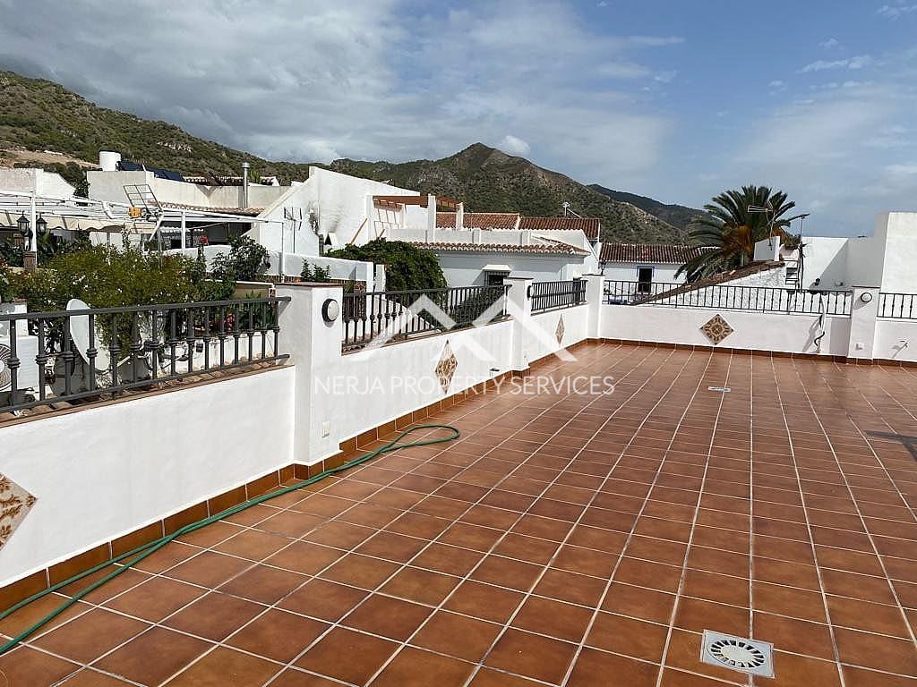 1 sovrum Lägenhet att hyra i Maro - 600 € (Ref: 7963535)