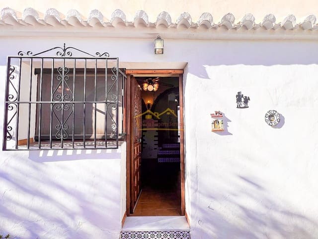 3 slaapkamer Finca/Landhuis te koop in Frigiliana met zwembad - € 399.000 (Ref: 7991680)