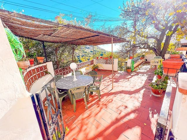 3 slaapkamer Finca/Landhuis te koop in Frigiliana met zwembad - € 399.000 (Ref: 7991680)