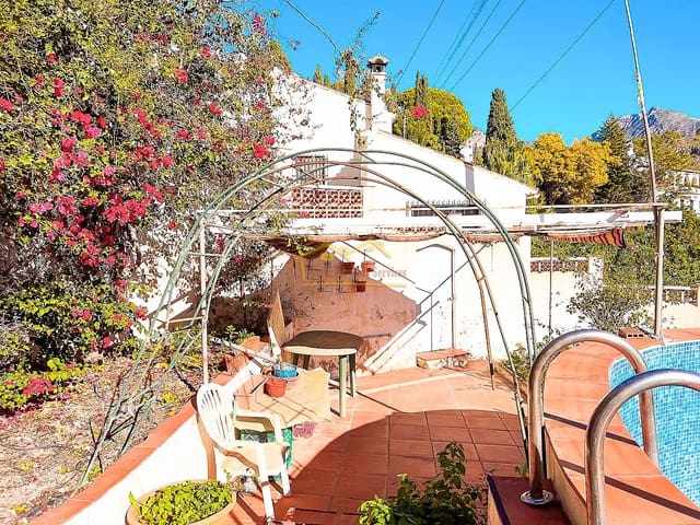 3 slaapkamer Finca/Landhuis te koop in Frigiliana met zwembad - € 399.000 (Ref: 7991680)