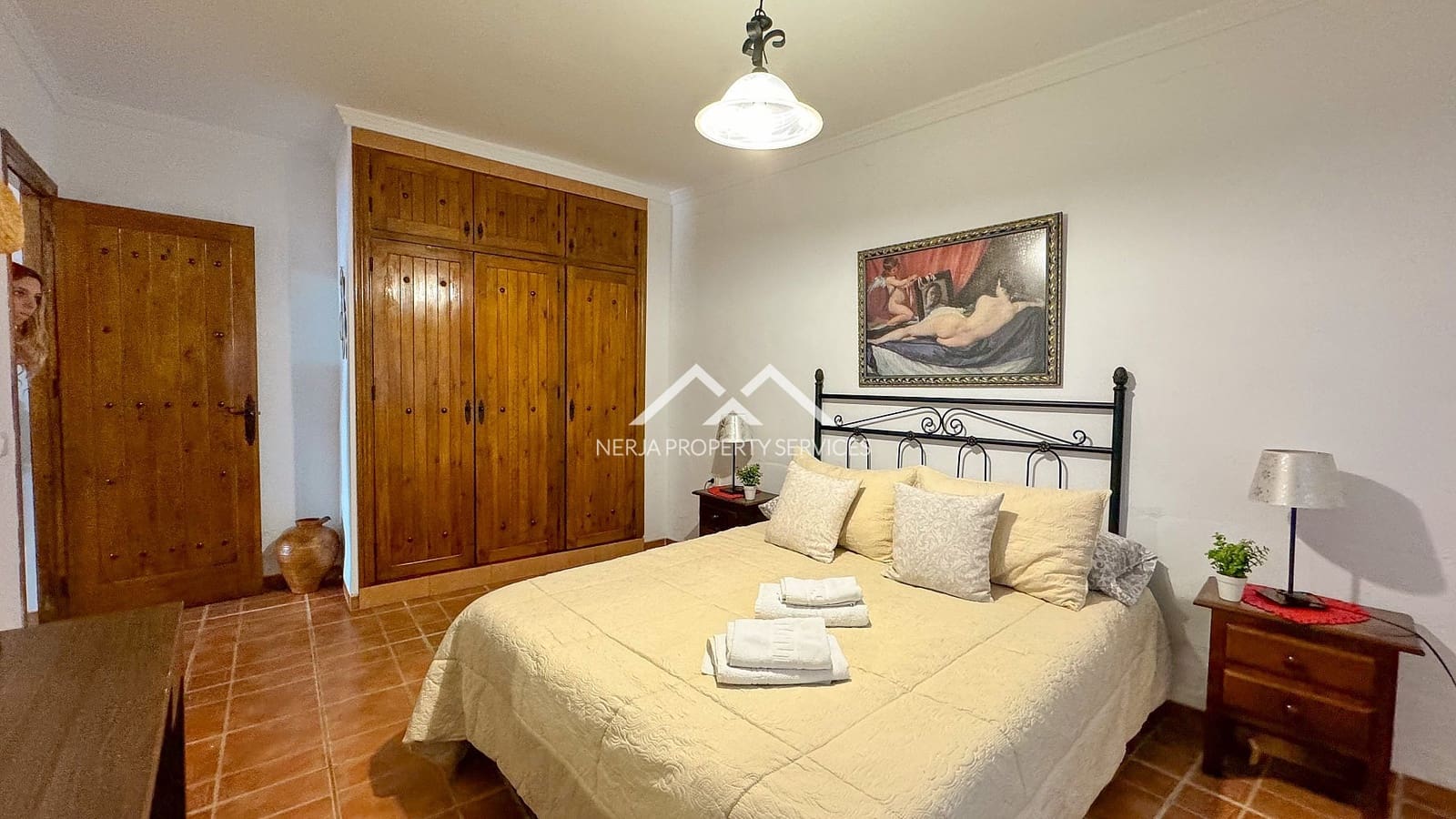 3 bedroom Villa for rent in Nerja with pool garage - € 1,850 (Ref: 8022754)