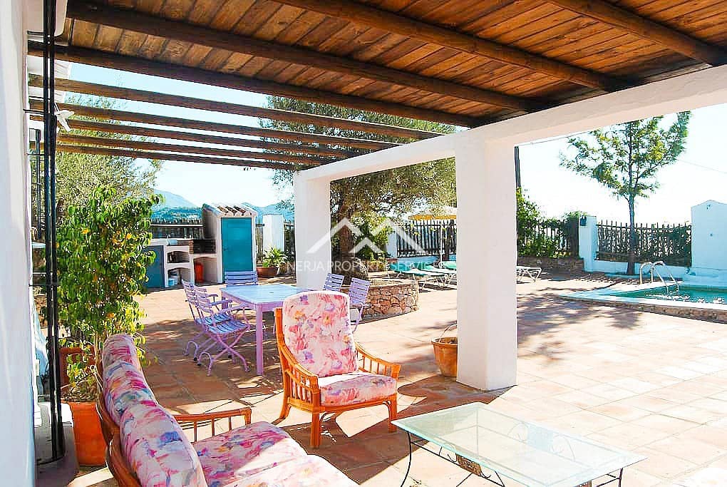 3 slaapkamer Villa te huur in Frigiliana met zwembad garage - € 1.400 (Ref: 8024916)