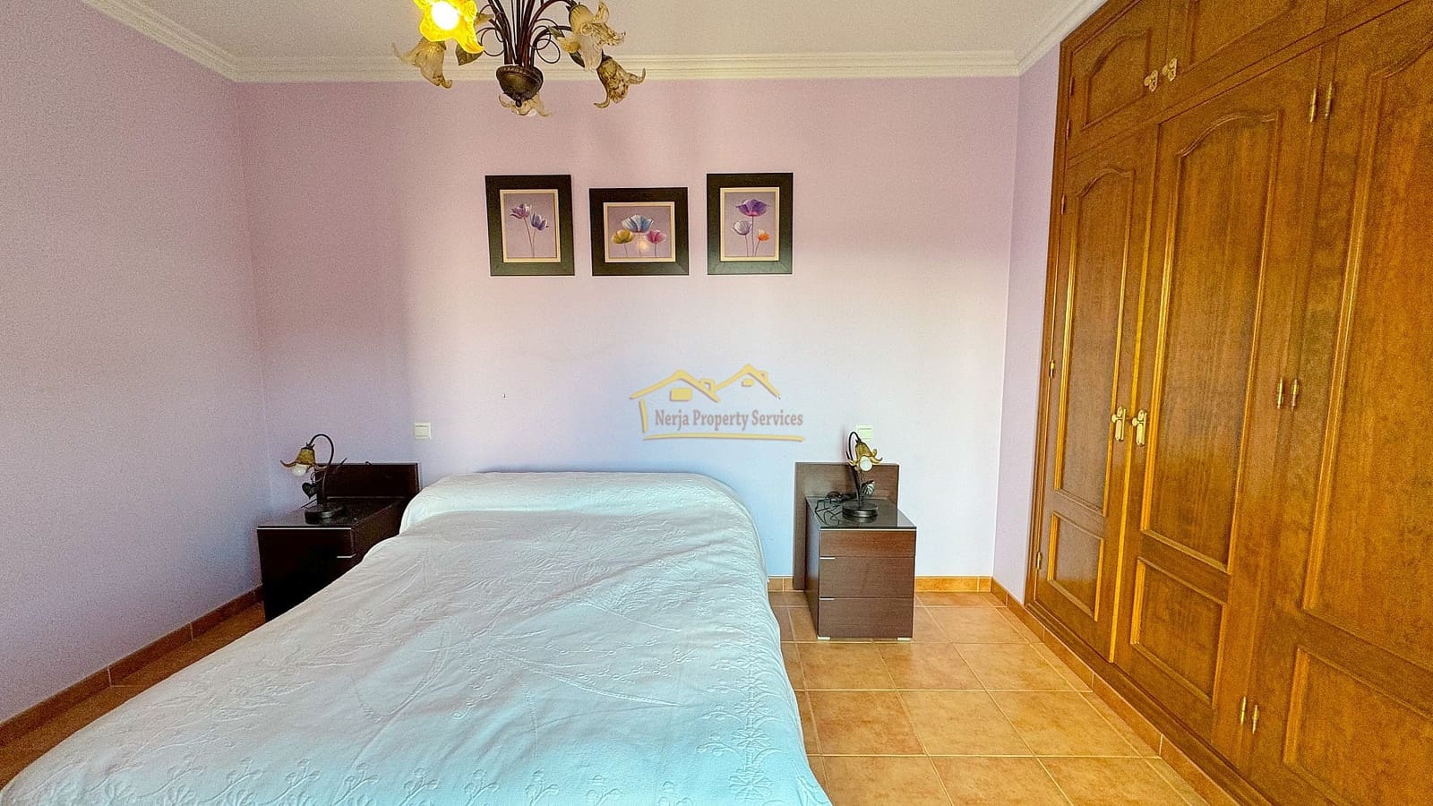 4 soverom Villa til salgs i Nerja med garasje - € 495 000 (Ref: 8083166)