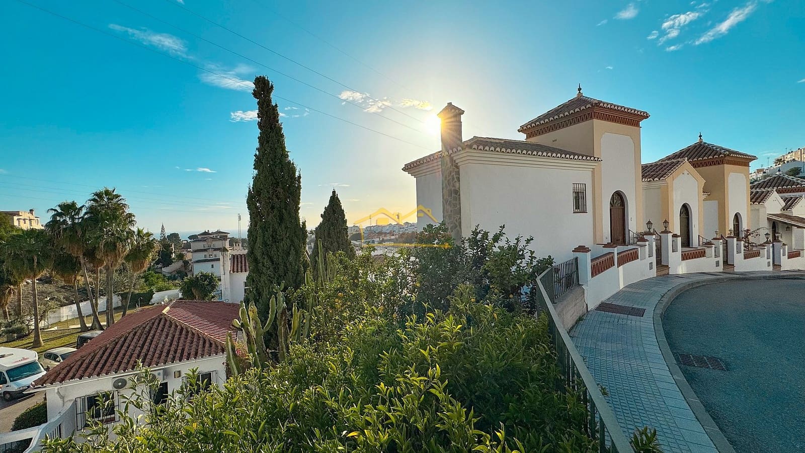 4 soverom Villa til salgs i Nerja med garasje - € 495 000 (Ref: 8083166)