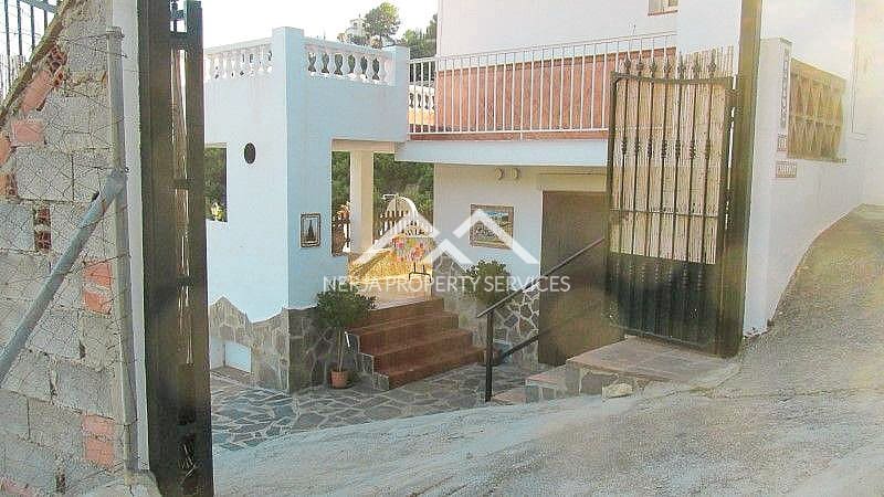 3 bedroom Villa for rent in Frigiliana with pool garage - € 1,500 (Ref: 8086170)