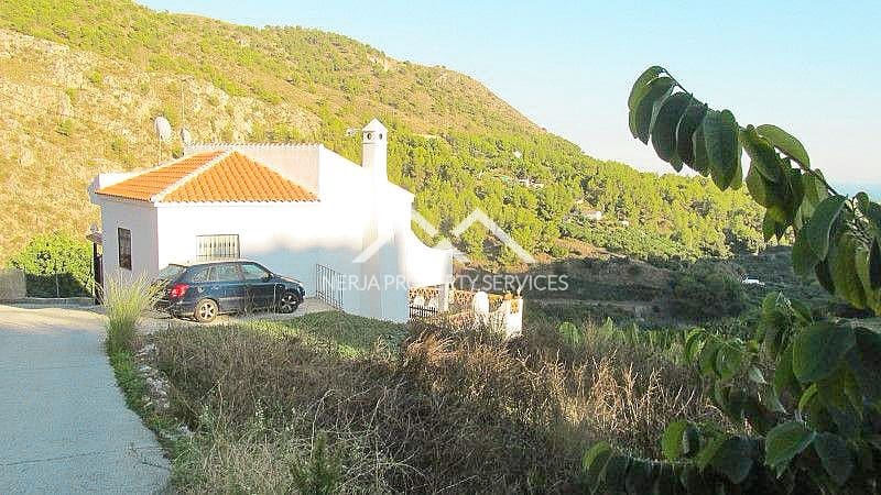3 bedroom Villa for rent in Frigiliana with pool garage - € 1,500 (Ref: 8086170)