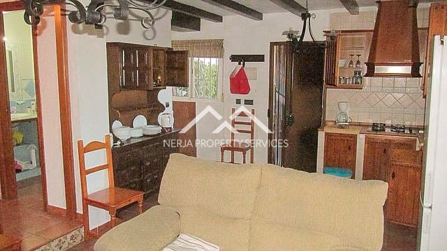 3 Zimmer Villa zu vermieten in Frigiliana mit Pool Garage - 1.500 € (Ref: 8086170)