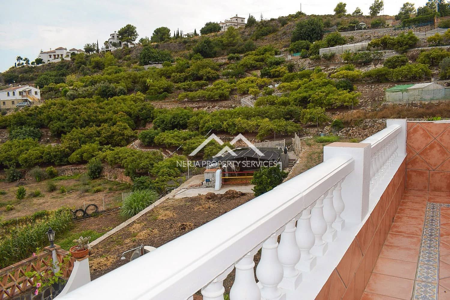 3 bedroom Villa for rent in Frigiliana with pool garage - € 1,500 (Ref: 8086170)