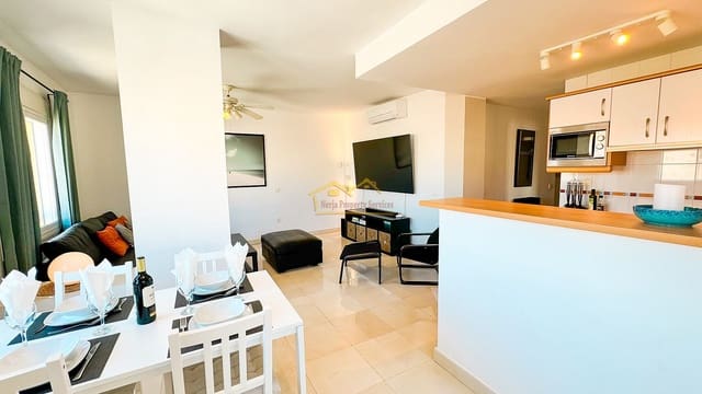 2 soverom Penthouse til salgs i Centro, Nerja - € 465 000 (Ref: 8116097)