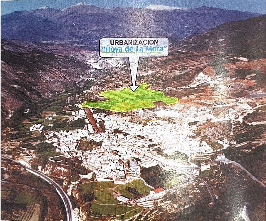 3 soverom Villa til salgs i Velez de Benaudalla med svømmebasseng garasje - € 360 000 (Ref: 8141888)