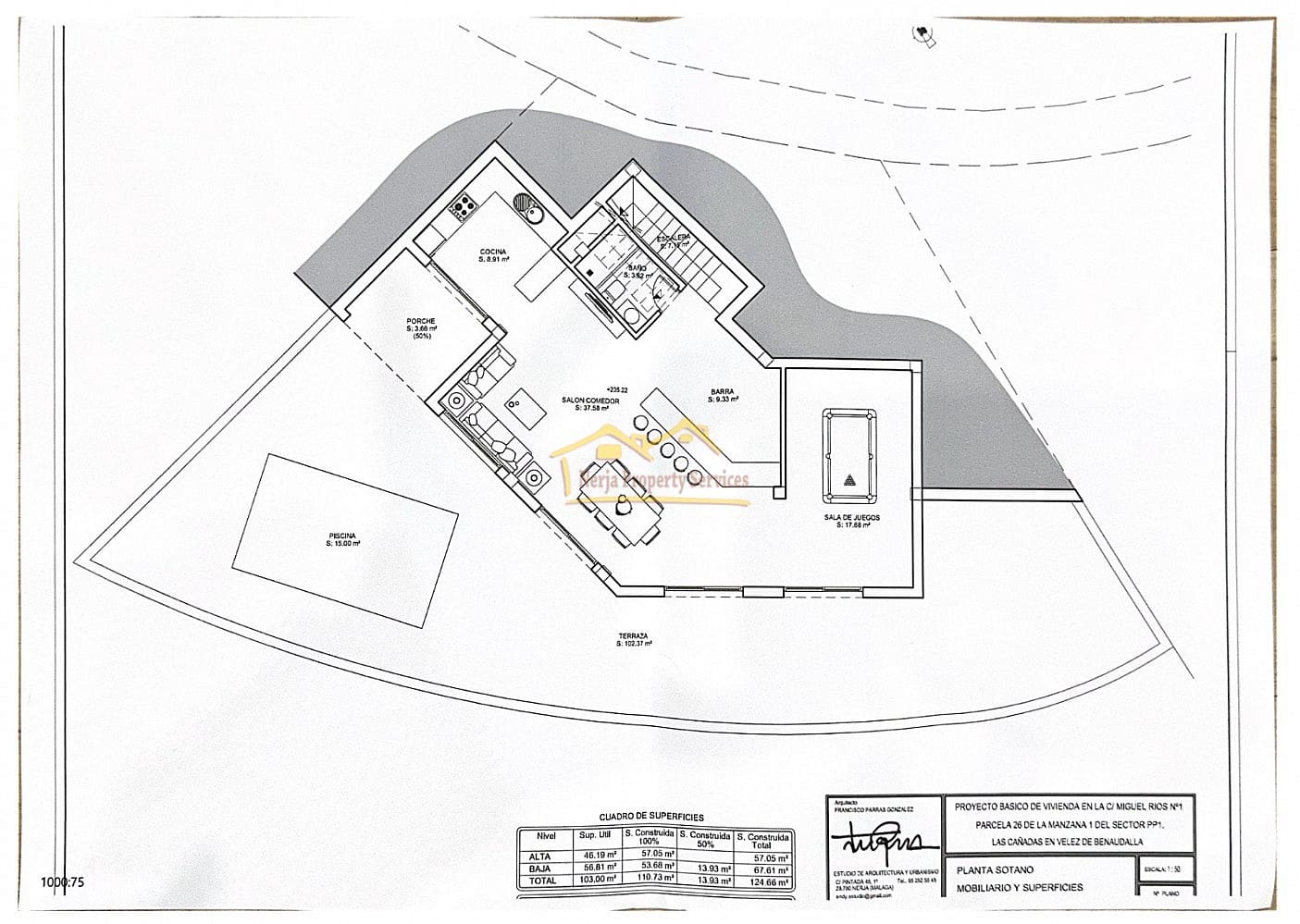 3 soverom Villa til salgs i Velez de Benaudalla med svømmebasseng garasje - € 360 000 (Ref: 8141888)