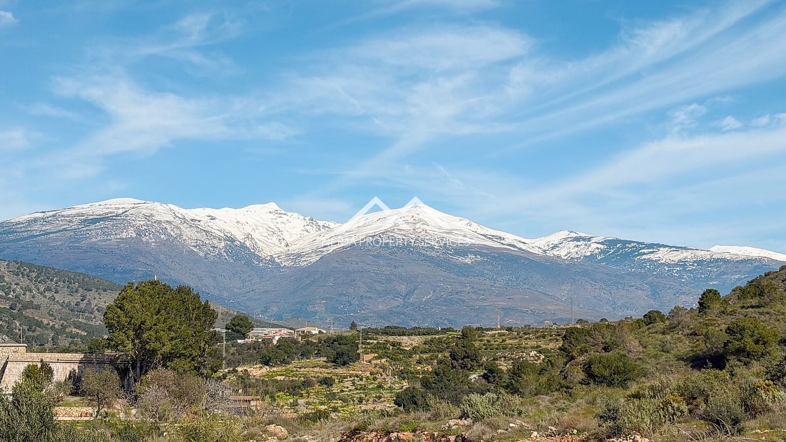 3 soverom Villa til salgs i Velez de Benaudalla med svømmebasseng garasje - € 360 000 (Ref: 8141888)