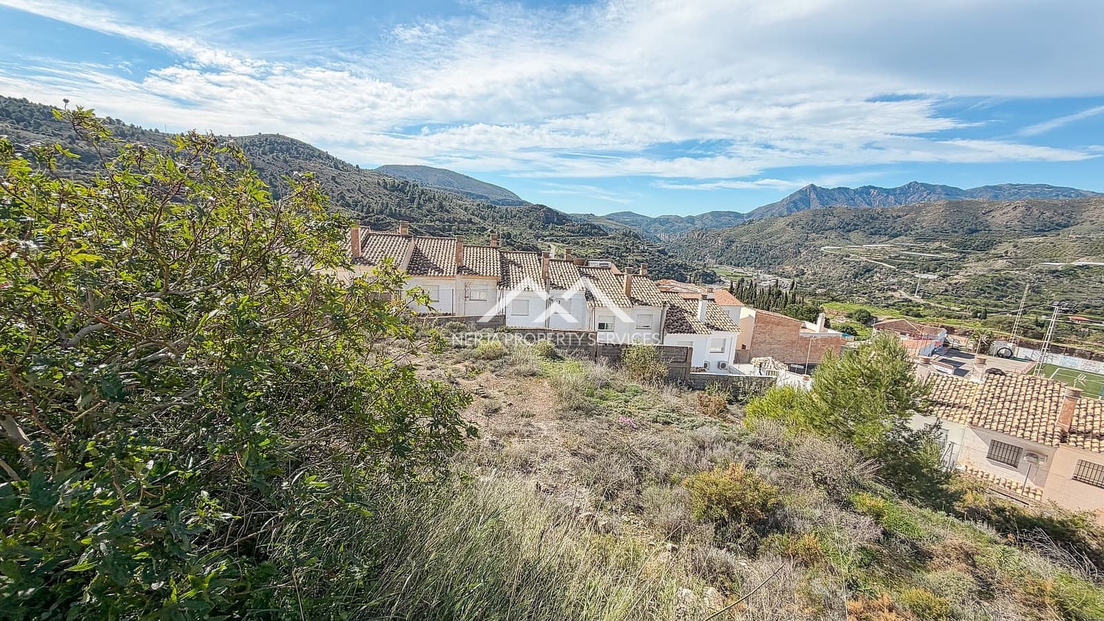 3 soverom Villa til salgs i Velez de Benaudalla med svømmebasseng garasje - € 360 000 (Ref: 8141888)