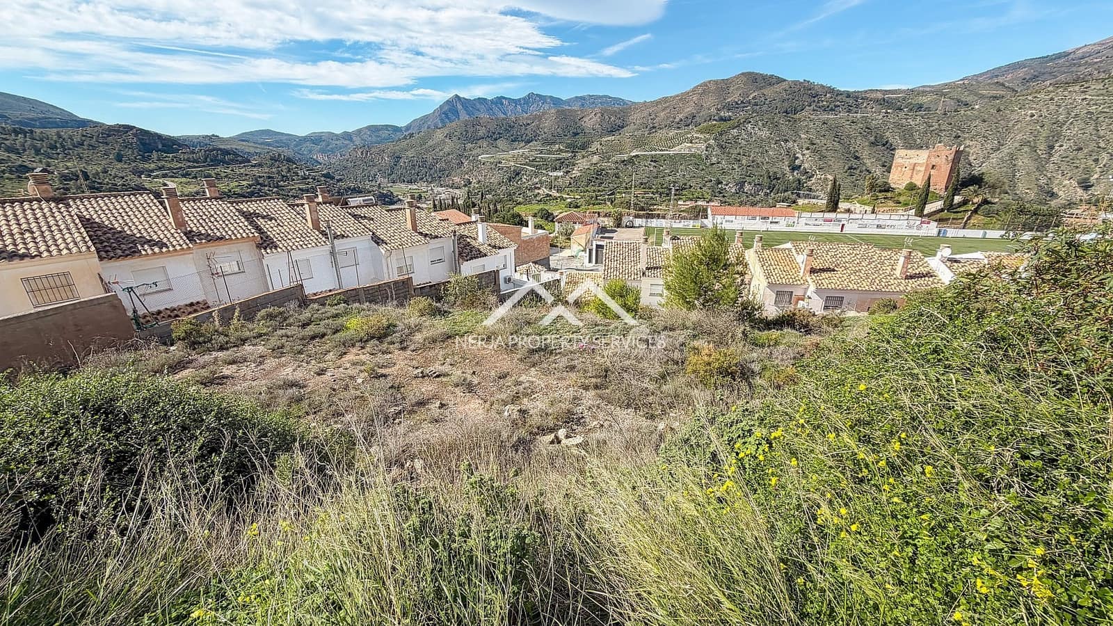 3 soverom Villa til salgs i Velez de Benaudalla med svømmebasseng garasje - € 360 000 (Ref: 8141888)