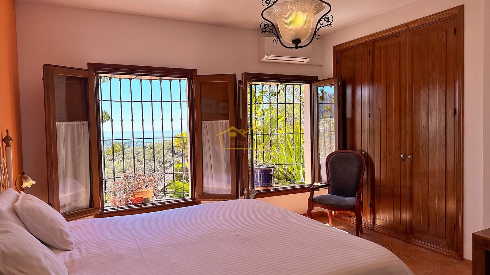 7 soveværelse Villa til salg i Frigiliana med swimmingpool garage - € 1.300.000 (Ref: 8205625)