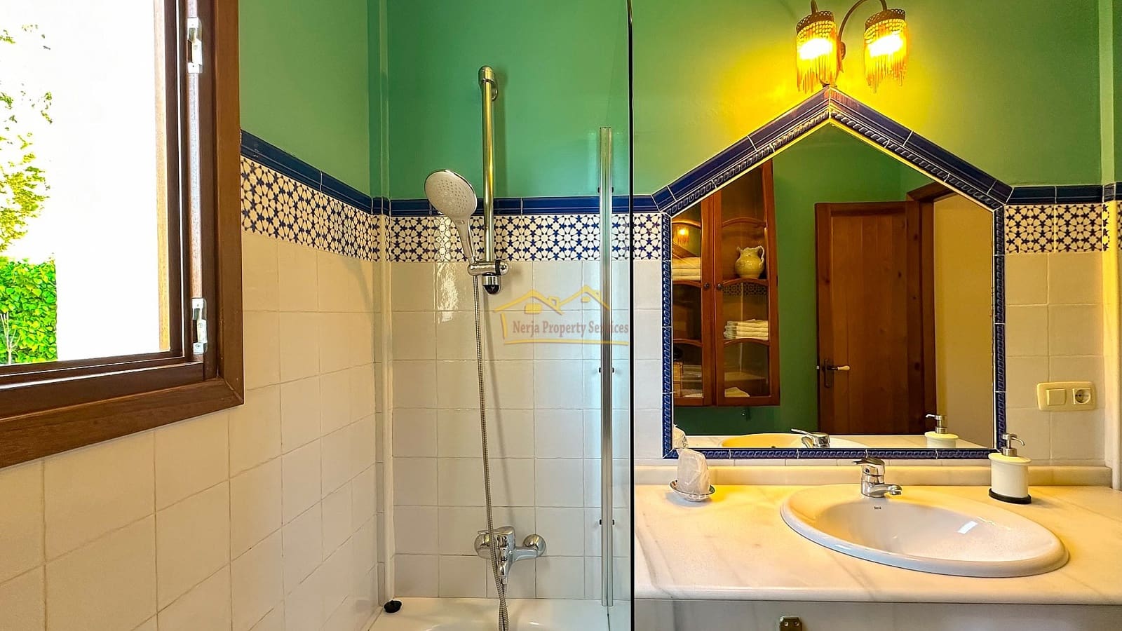 7 soveværelse Villa til salg i Frigiliana med swimmingpool garage - € 1.300.000 (Ref: 8205625)