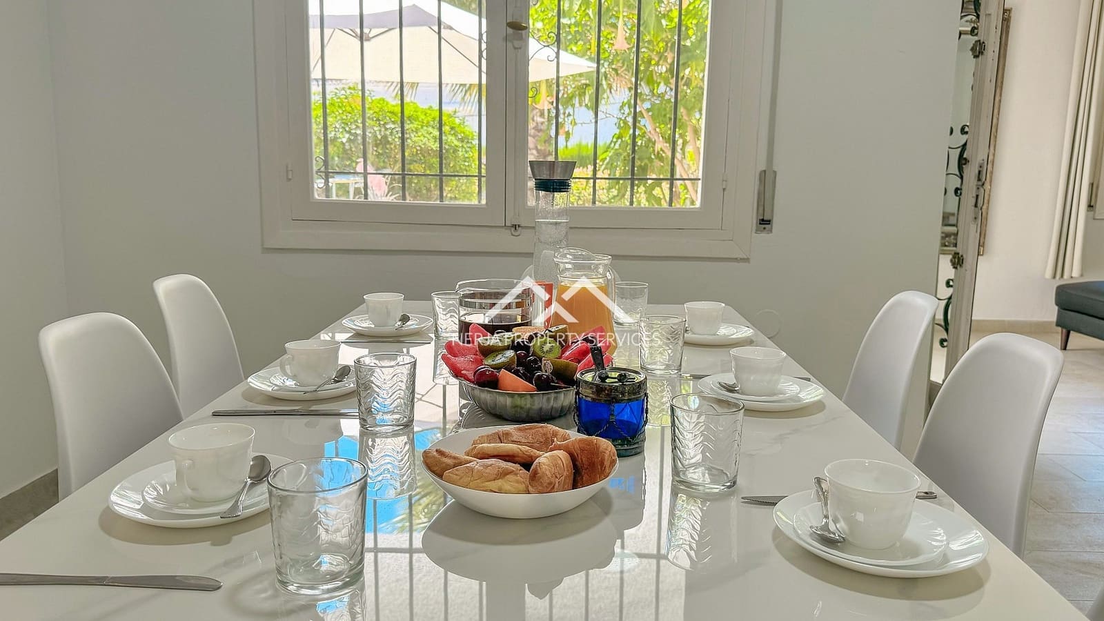 4 bedroom Townhouse for rent in Nerja with pool garage - € 3,100 (Ref: 8316908)